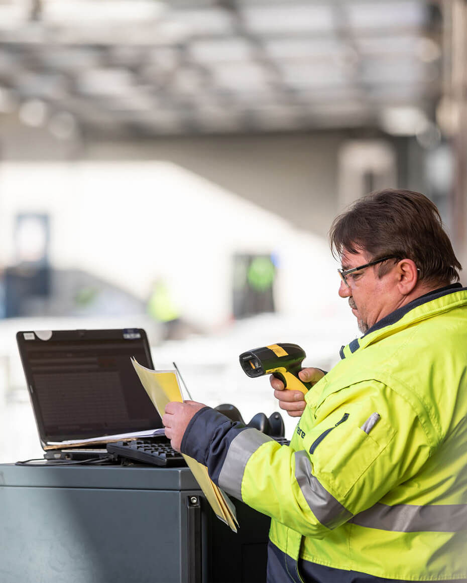 Scheren Logistics Leistungen - IT Service