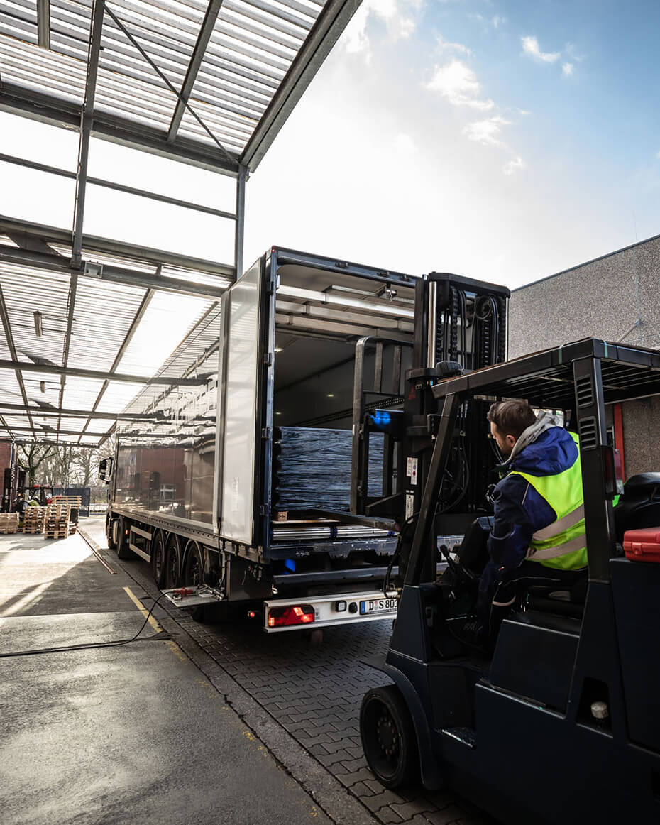 Scheren Logistics Leistungen - Transport